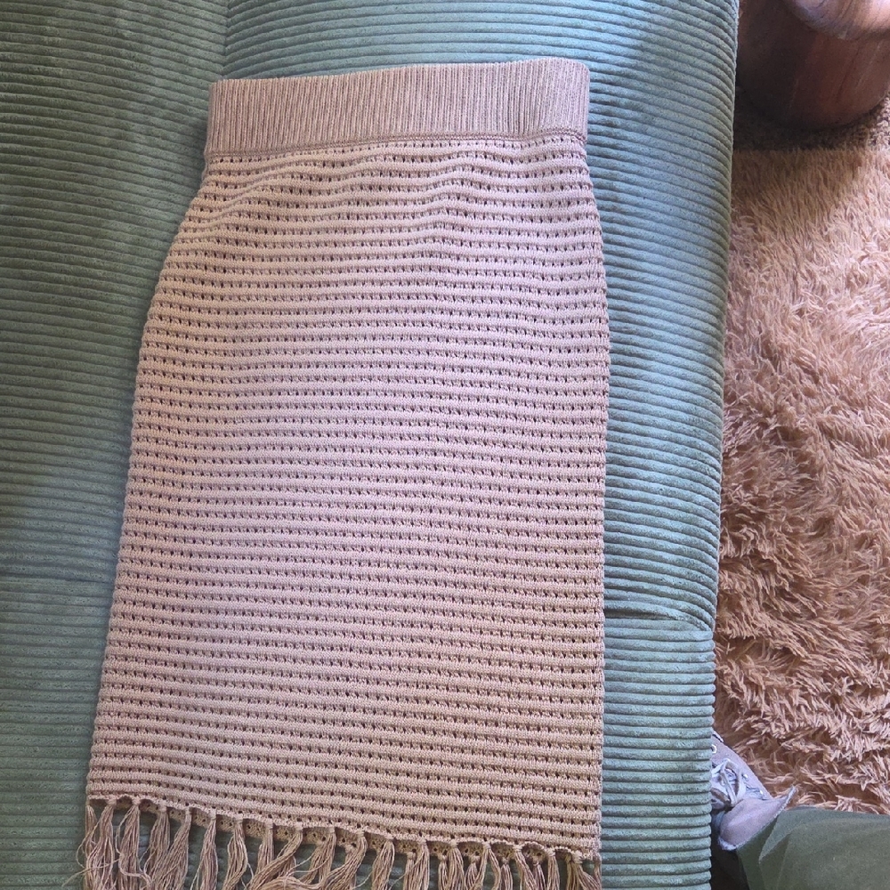 Elegant Tan Knit Skirt